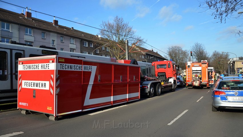 VU Koeln PKW Bahn Amsterdamerstr Friedrich Karlstr P005.JPG